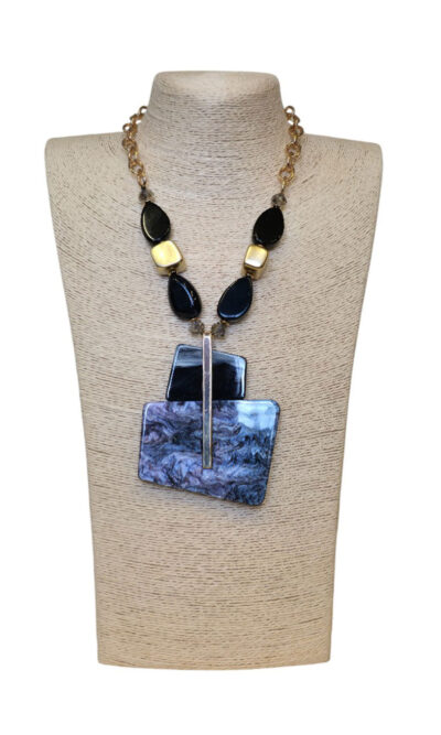 Ogrlica 32 - E medallion asymmetric - black