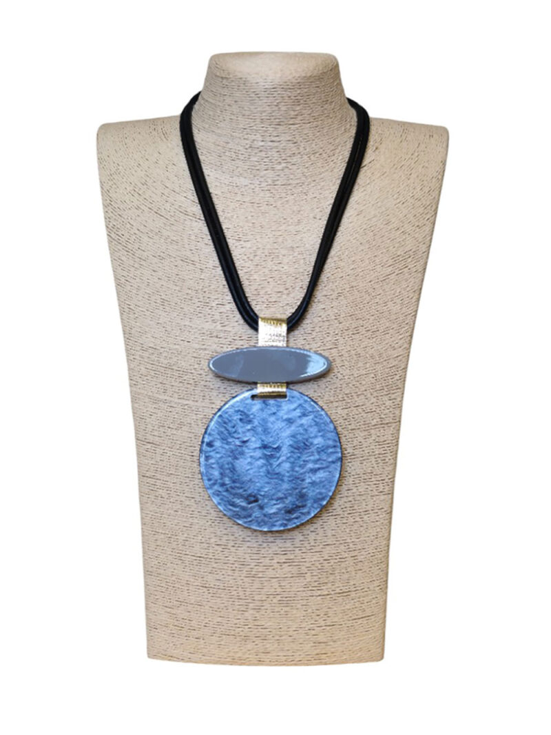 Ogrlica 32 - E medallion big - black