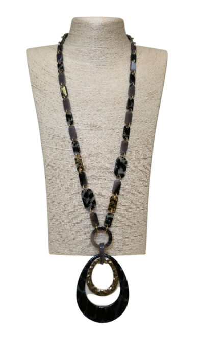 Ogrlica 36 - E medaljon oval - animal black
