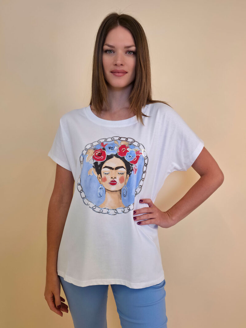 Majica 28 Noroo - cotton white - Frida Medallion sky blue