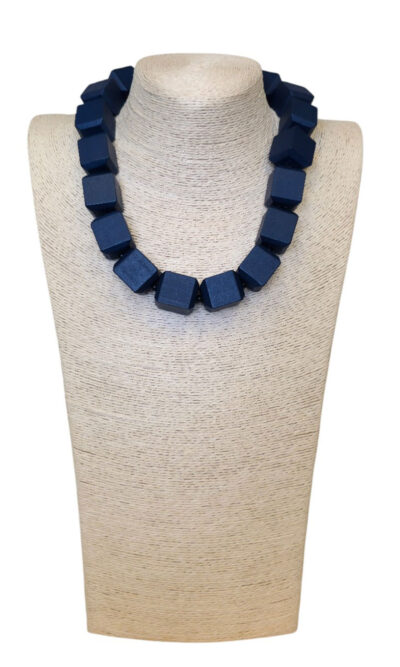 Ogrlica 23 - E wooden squares - blue