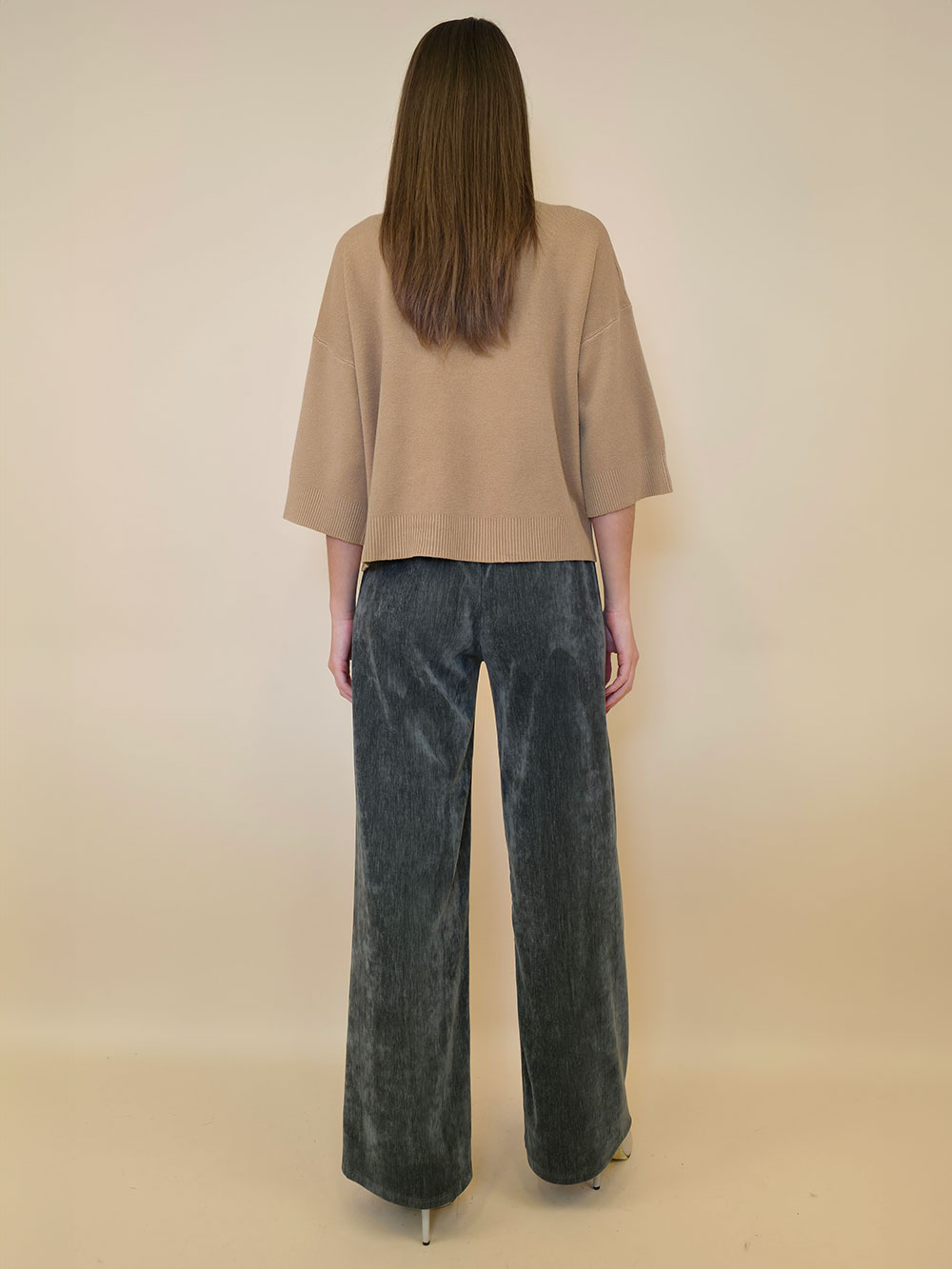 Pulover 52 Lieshana - plt UN - camel